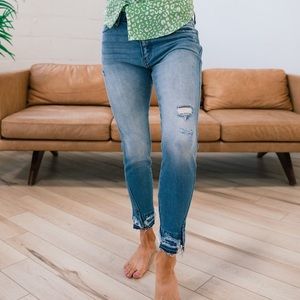 NWT KanCan cropped skinny jeans size 9/28